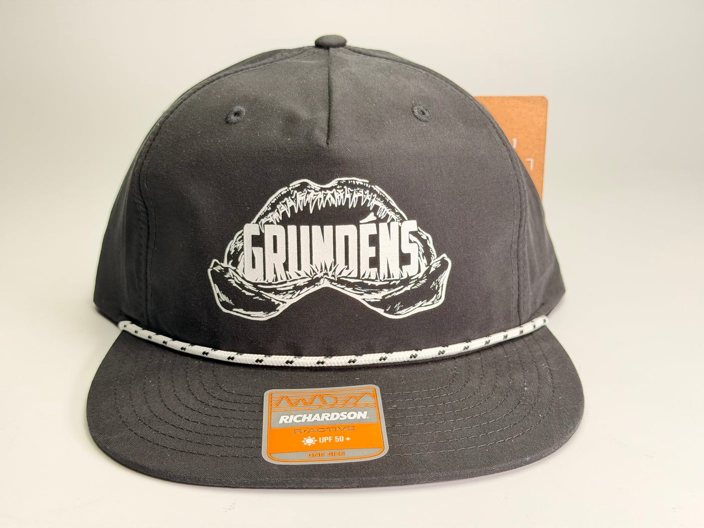 Grundens Apex Predator Rope Trucker